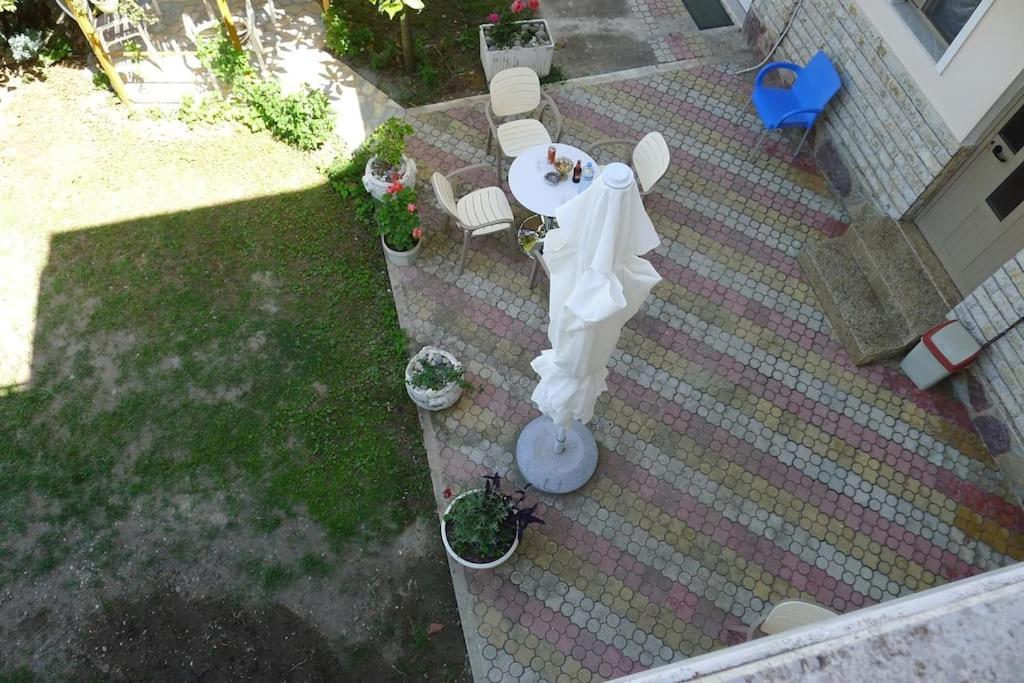 Summer House - For 2 People In 2nd Floor * Velipojë